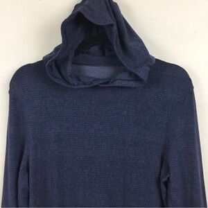 Lululemon atheletica heather blue pullover.
